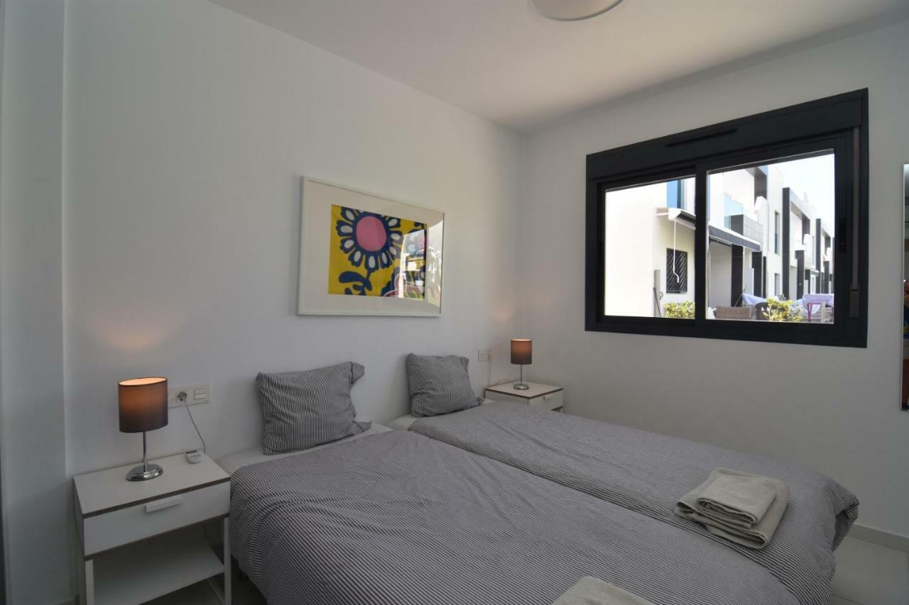 Oasis Beach V South Facing Pool View La Zenia Dehesa de Campoamor  Exterior photo